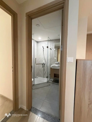 Bán gấp 52m2, 2 phòng ngủ, Nguyễn Thượng Hiền, Gò Vấp, hỗ trợ bank 80%, tặng full nội thất mới