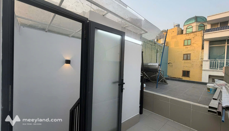 Top nhà phố xinh 1 trệt, 4 lầu Nguyễn Đình Chiểu, quận 3, Hồ Chí Minh