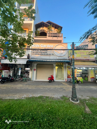 Bán nhà 180m2 - Nhà mặt tiền khu Bàu Cát - Ngay dự án TTTM