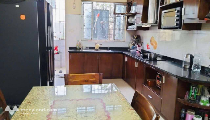 Cho thuê nhà mặt ngõ Lĩnh Nam, ô tô tránh đỗ ngày đêm, giá 14.5 triệu/tháng