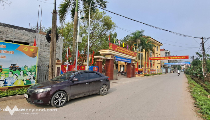 Bán lô đất 140m2 trục chính Thôn Đông, Tuân Chính, Vĩnh Tường