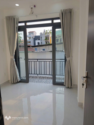 Bán nhà Âu Dương Lân, phường 3, ngang 4,1m đẹp, 1 trệt, 1 lầu, 2 phòng ngủ, vào ở ngay