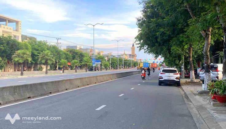 Tôi cần bán lô đất mặt tiền Ngô Quyền, Phường Sơn Trà, thành phố Đà Nẵng