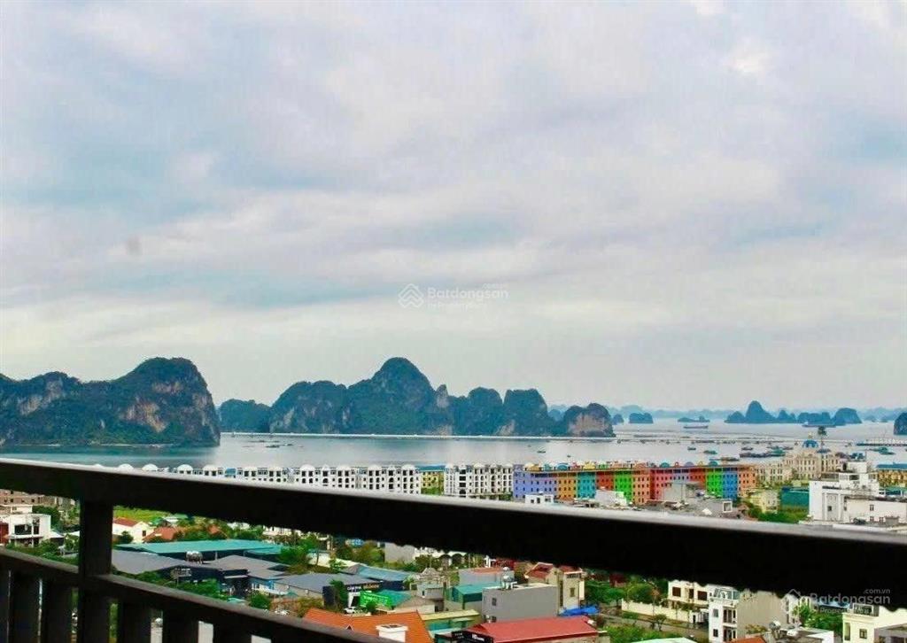 Chỉ ~ 1,6 tỷ sở hữu ngay căn hộ 2n view biển, ngay trung tâm cẩm phả, nhận nhà ở luôn
