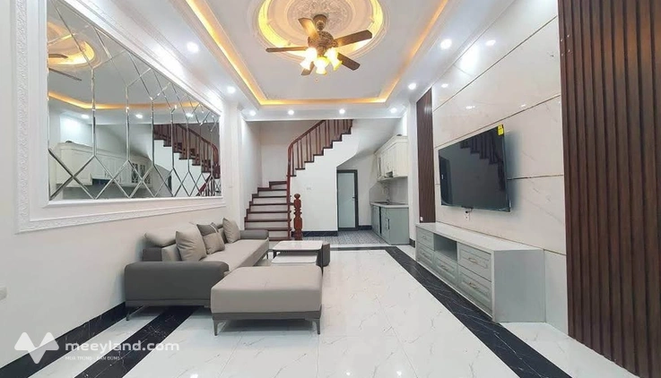 Bán nhà trong ngõ 79 Cầu Giấy, 35m2 x 5 tầng, giá 8.9 tỷ