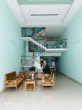 Cho thuê nhà 2.5 tầng đường Bích Khuê, Hòa Xuân, Cẩm Lệ, giá 12 triệu/tháng