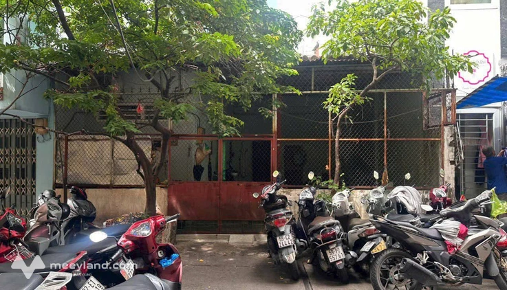 Cần bán gấp nhà nhà mặt tiền thụt, đường Nguyễn Phúc Nguyên Phường 9 Quận 3