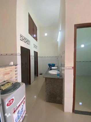 Cho thuê nhà nguyên căn Vĩnh Trường, Nam Nha Trang, 6 triệu, 3 phòng ngủ