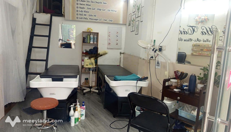 Sang nhượng cửa hàng nail, mi, gội đang hoạt động