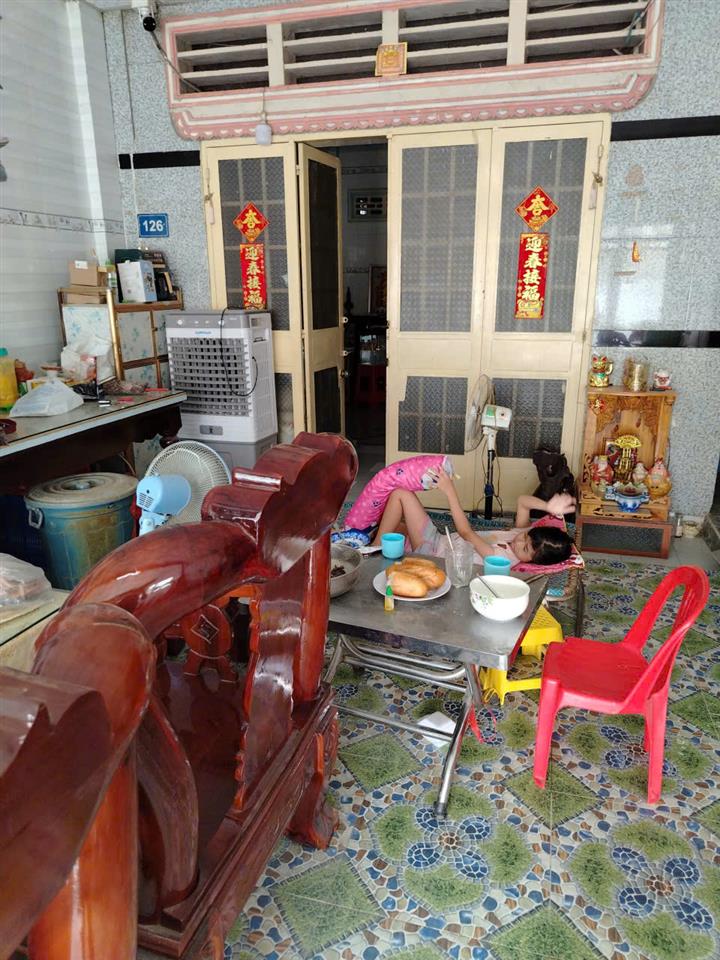 HOT! HOT ! HOT ! BÁN SIÊU PHẨM NHÀ MẶT TIỀN ĐẸP - Phù Hợp Cho Mọi Gia Đình