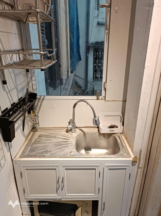 Cho thuê căn hộ phố cổ Hàng Bún, Ba Đình, sân vườn sáng thoáng, ô tô đỗ cổng. 5.5 tr, LH 0917420066