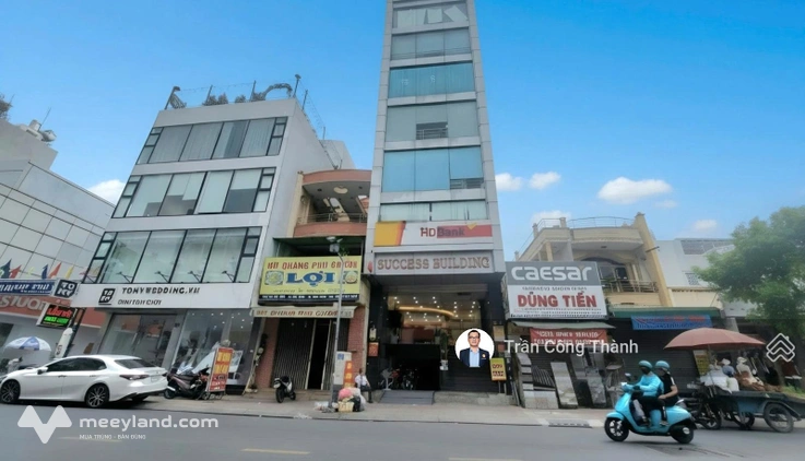 Văn phòng 100m2 | giá 16 triệu/th - vuông vức không cột, view kính