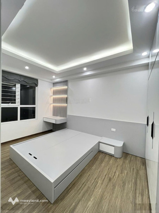 Cho thuê phòng Trần Duy Hưng 45m, nhà mới, thang máy, full nội thất, giá chỉ 5.9 triệu/tháng