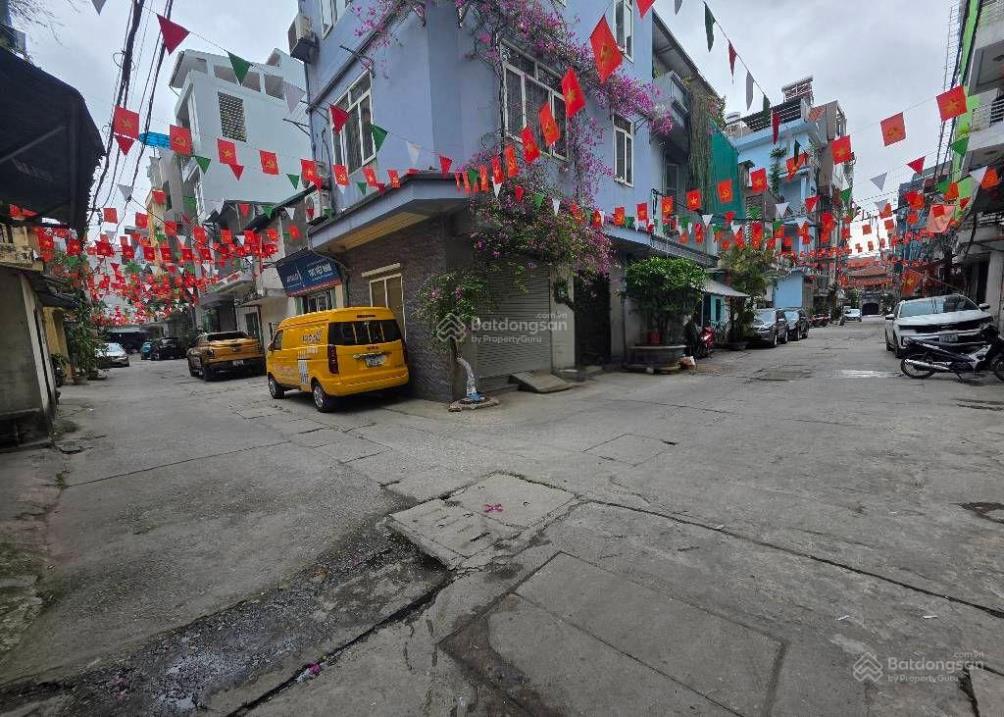 PHÂN LÔ BỘ CÔNG AN, HOÀNG VĂN THÁI, PHƯƠNG LIỆT, LÔ GÓC, Ô TÔ TRÁNH