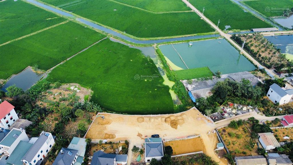Bán nhà kính 2 tầng view cánh đồng tại yên thái hòa lạc