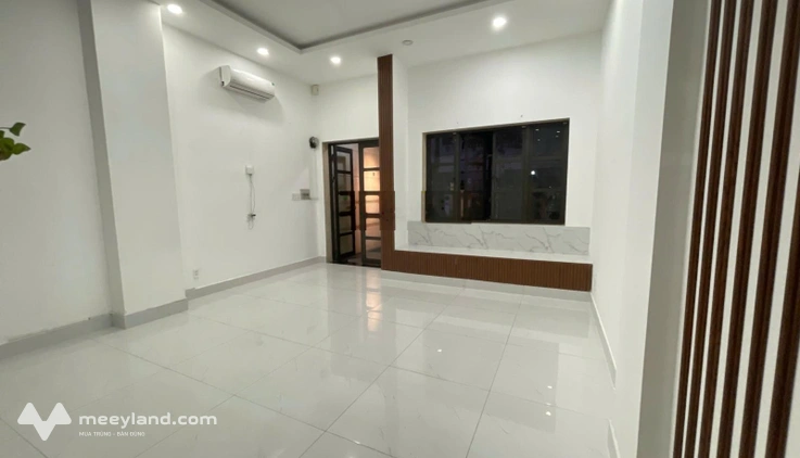 Cho thuê Trệt trước tại CityLand Park Hills, 9 triệu, 40 m2, hàng hiếm giá tốt