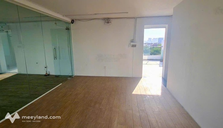 Cho thuê văn phòng tầng 5 140m2 65tr/th tại đường Nguyễn Cơ Thạch Sala Quận 2