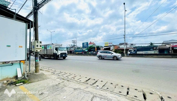 Đất mặt tiền Quốc lộ 51, Phước Thái, diện tích 8600m2, vị trí kinh doanh đắc địa