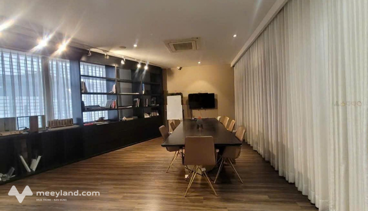 Cho thuê văn phòng Sala Q2 240m2 full sàn đầy đủ nội thất 110 triệu/th