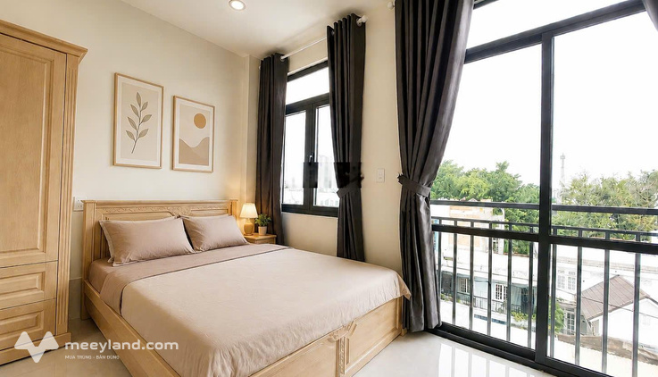 Phòng mới xây, nội thất đầy đủ, an ninh ngay ngã 4 Bốn Xã. Cửa sổ ban công siêu thoáng mát