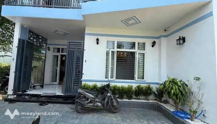 Nhà 2 tầng kiệt ô tô Bạch Đằng, trung tâm Huế, full nội thất