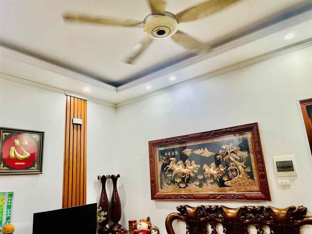 Chính chủ bán căn hộ chung cư kim văn kim lũ sổ hồng giá tốt