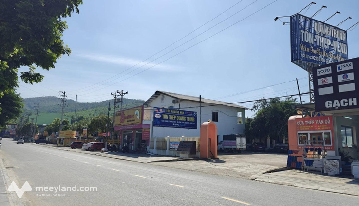 Cho thuê cửa hàng, văn phòng. Tại trung tâm thị trấn Thanh Sơn, Phú Thọ