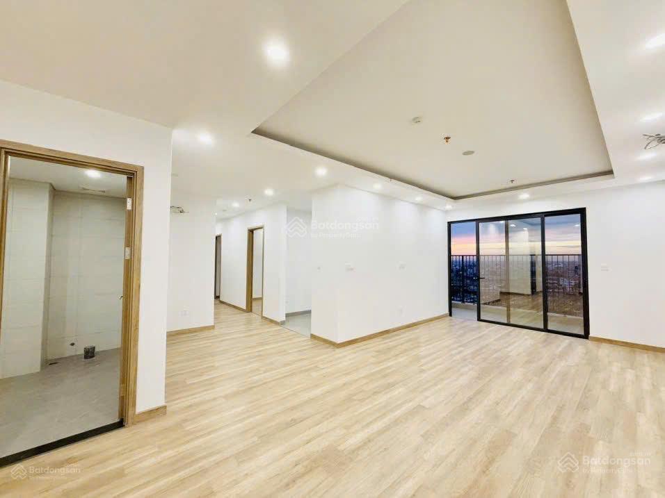 Quỹ căn chuyển nhượng giá tốt wisteria sẵn sổ có hỗ trợ bank nhận nhà ngay