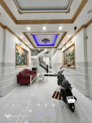 Hẻm 8m khu ẩm thực Nguyễn Nhữ Lãm, 90m2, ngang 4.2m, 3 tầng, 4 ngủ, nhà mới, 9.9 tỷ