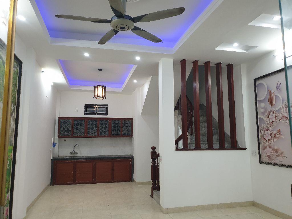BÁN NHÀ ĐẸP GIÁ RẺ 1.55 TỶ 2.5 TẦNG 38M2 ( TÂY NAM ) NGÕ VĂN CAO