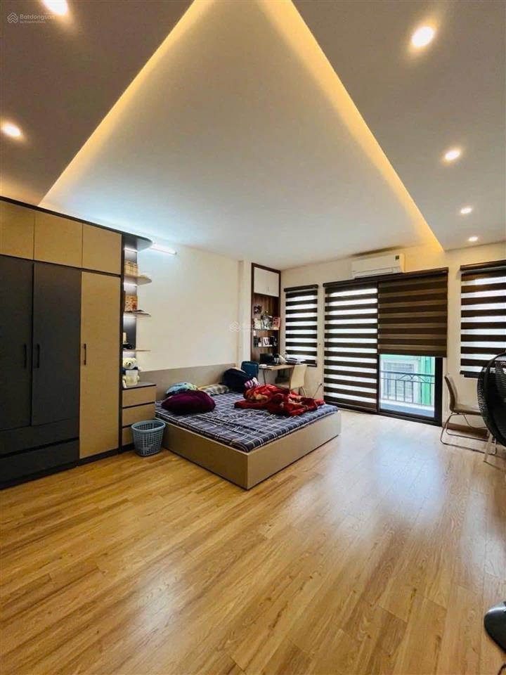 Nhà đẹp mỗ lao gần phố full nội thất 30m2 x 5 tầng 6,4 tỷ