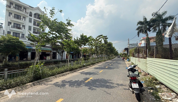 Diện tích 2600m² - Mặt tiền đường Thạnh Lộc - Hà Huy Giáp, An Phú Đông - Ngay ngã tư Ga