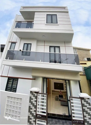 Nhà 3 tầng hiện đại, vị trí trung tâm Cẩm Phả, không gian sống lý tưởng