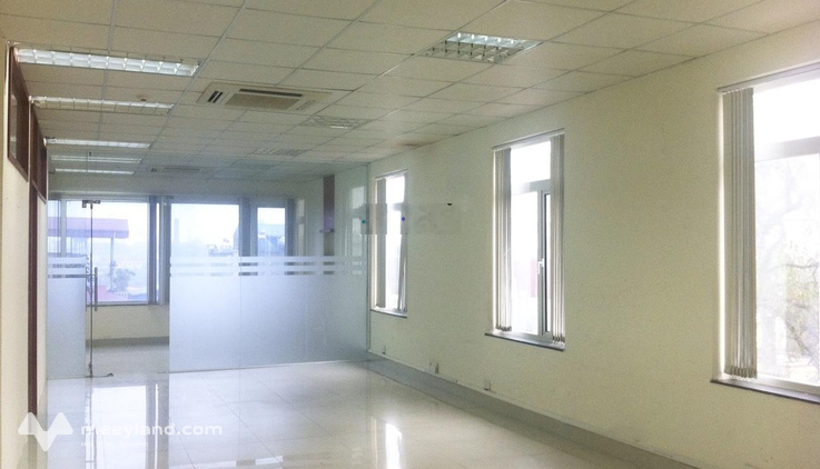 Cho thuê văn phòng DT 105m Tòa nhà 81+83 Lò Đúc, cạnh chung cư 93 Lò Đúc