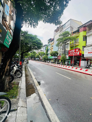 Siêu hiếm siêu vip bán nhà mặt phố Lê Thanh Nghị 4 tàng dân xây lô góc Hai Bà Trưng
