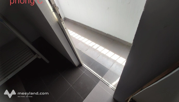 HCM Quận 3 cho thuê phòng có ban công, cửa sổ, bếp, toilet riêng, giá 2tr5/tháng, khu Lê Văn Sỹ