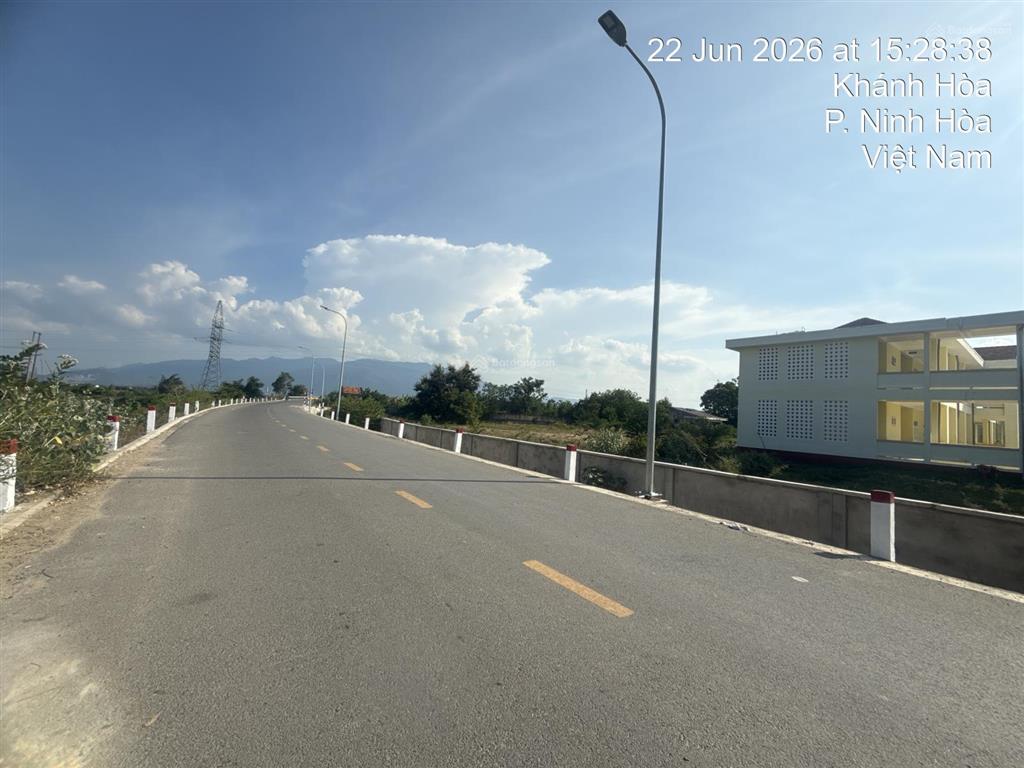 Bán lô đất hiệp thạnh ninh bình ninh hoà. diện tích 173,1 m2 có 120m thổ cư, ngang 6,5m 590tr
