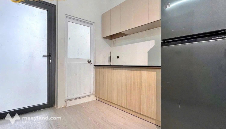 Cho thuê nhà trọ, phòng trọ ở Cách Mạng Tháng Tám, 4,9 triệu VND, 45 m2, giá siêu hời