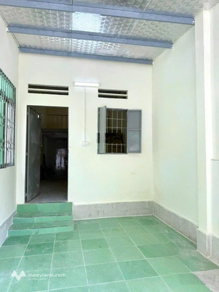 Cho thuê mặt bằng kinh doanh và ở phòng sau rộng có gác - Lê Văn Việt - Đường 385, Quận 9 cũ