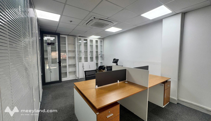 Cho thuê VP Nguyễn Huy Tưởng 160m2 có sẵn fitout vào làm việc được ngay
