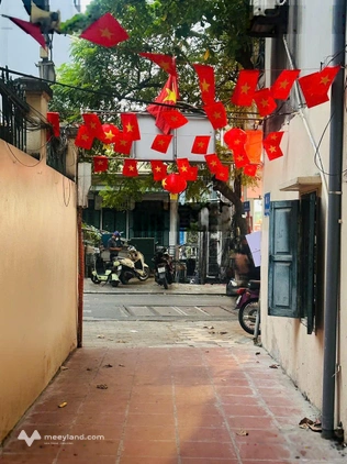 Cho thuê mặt bằng VP tầng 1 tại 27 Yên Phụ, Tây Hồ, Hà Nội tòa căn hộ dịch vụ mới hoàn thiện