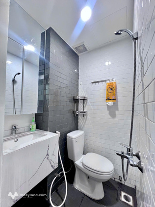 Cho thuê phòng bao phí, chỉ tính điện 4k ngay trung tâm Quận 3 - Vòng xoay Lý Thái Tổ