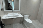 Cho thuê sàn văn phòng Phố Hoa Lư: DT 45m2, thang máy, hầm để xe, ô tô đỗ cửa, giá 9 triệu