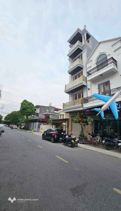 Nhà mặt đường Khúc Hạo 5 tầng thang máy kinh doanh đắc địa
