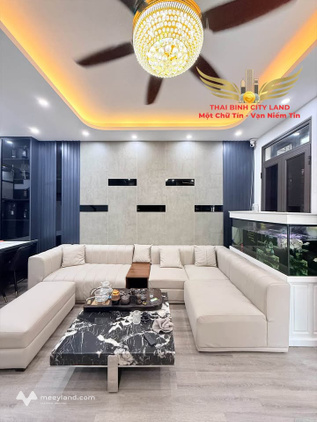 Nhà đẹp 3 tầng luxury, ô tô vào tận cửa, full nội thất xịn sò