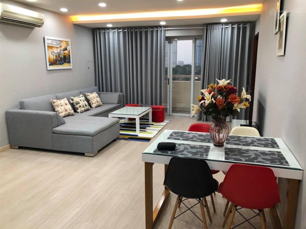 Bán hoặc cho thuê gấp căn hộ hùng vương plaza quận 5 130m2 3pn sổ hồng riêng chỉ 9.5 tỷ