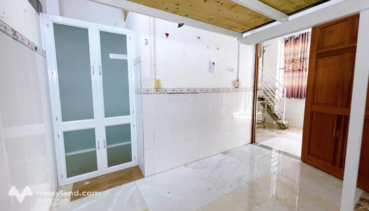 Phòng mới xây 2 phòng ngủ đều có gác rộng rãi cho nhóm bạn sinh viên gần đh văn lan , GTVT ,vănlang