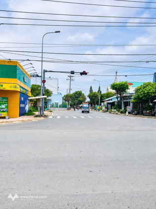 Đất - full thổ cư - đường trước đất rộng 2m - 12m X 53m - công nhận trên sổ 627m2 - giá 3,2 triệu/m2