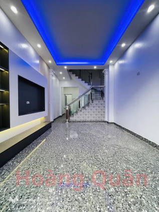 Nhà 2,5 tầng trung tâm thành phố Thái Bình, vị trí đắc địa gần ngã tư