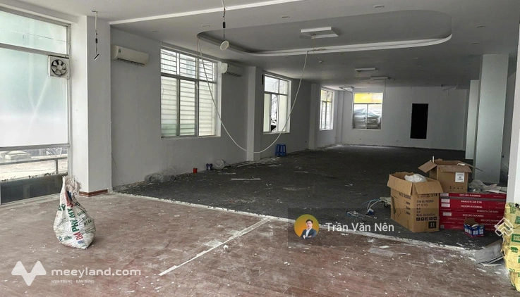 Cho thuê MBKD 200m2 phù hợp làm gym, siêu thị tại Đường Láng - Đống Đa giá tốt chỉ 60 triệu/tháng